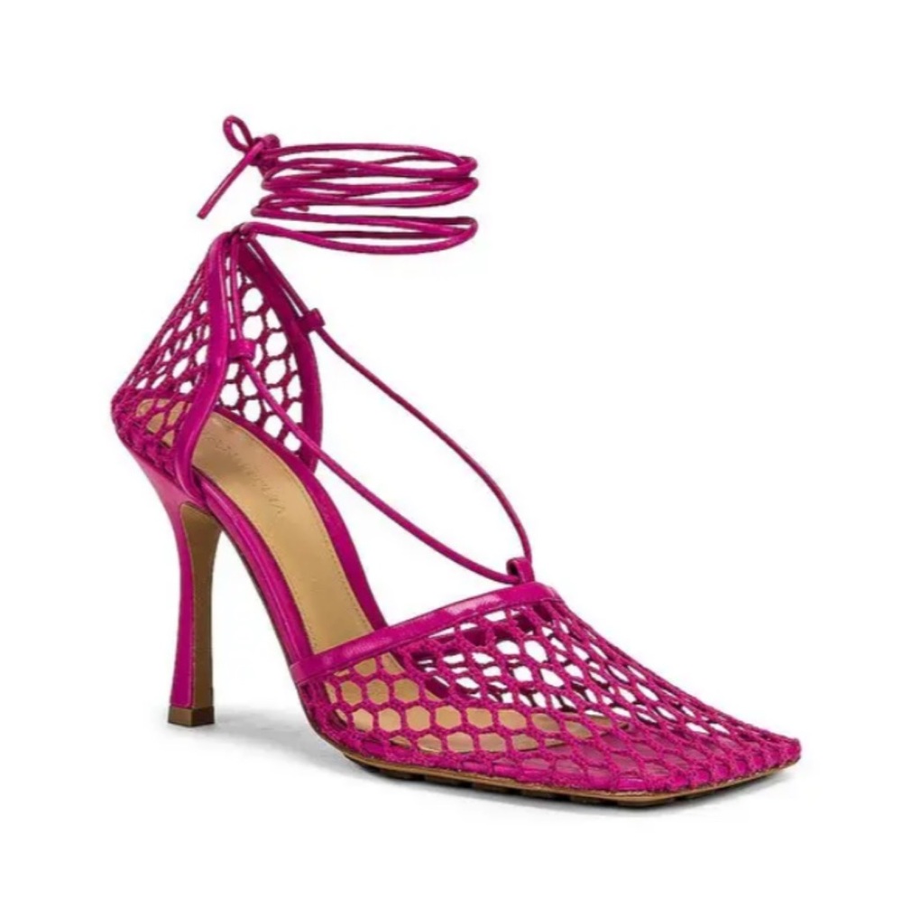 Bottega Veneta Stretch Sandal
Size 7